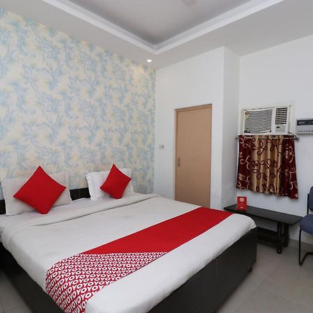 Oyo Flagship Hotel Daimond Νέο Δελχί Εξωτερικό φωτογραφία
